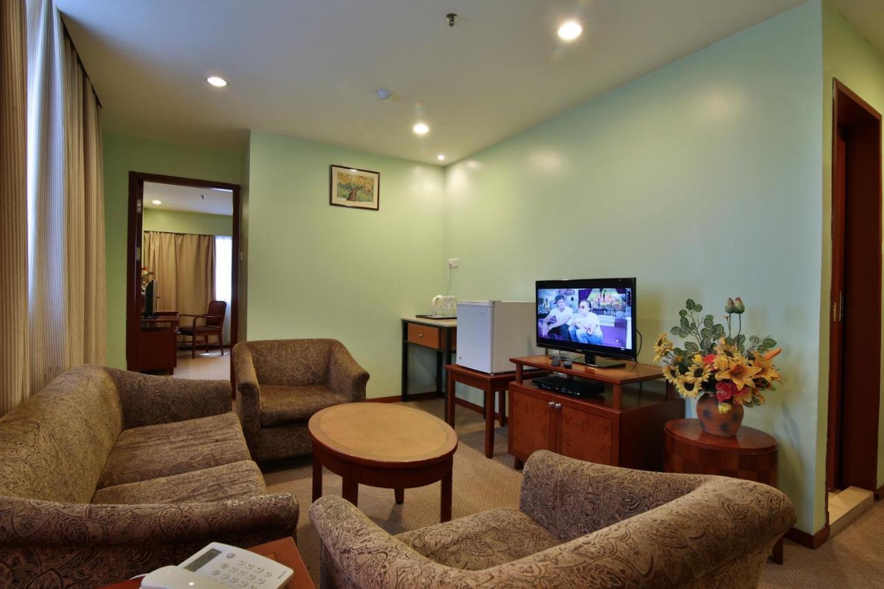 Winner Hotel Kota Kinabalu Exterior photo