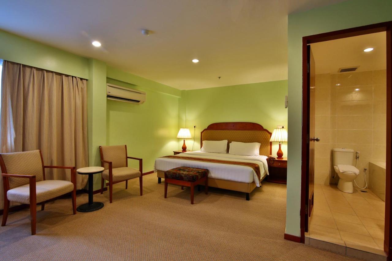 Winner Hotel Kota Kinabalu Exterior photo